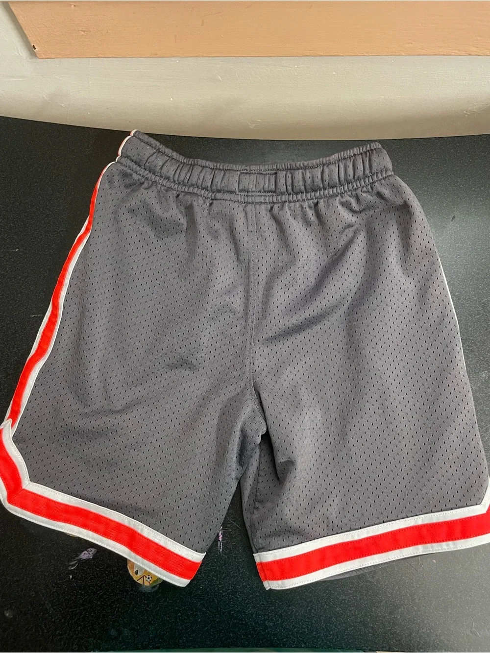 OshKosh B'gosh kids Gray Athletic Shorts with Red & White Trim( size:6)